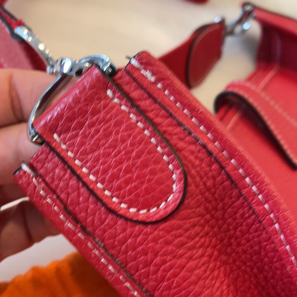 Messenger bag. Red pebbled genuine leather bag. - Picture 9 of 10